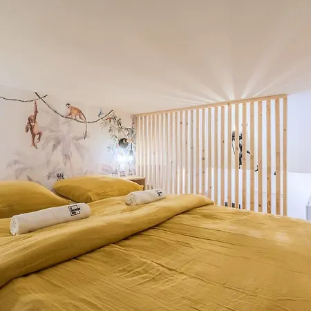 Le Quatrieme Apartment *