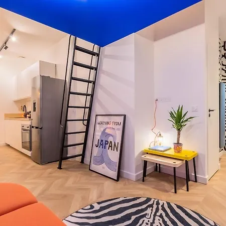 Le Quatrieme Apartment *